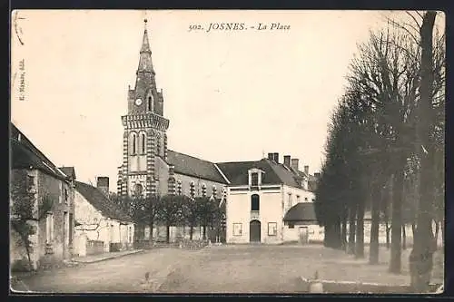 AK Josnes, La Place avec l`église et les arbres alignés