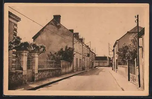 AK La Ferté-Saint-Cyr, Rue principale avec Hôtel du Commerce