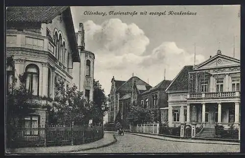 AK Oldenburg / O., Marienstrasse mit evangel. Krankenhaus