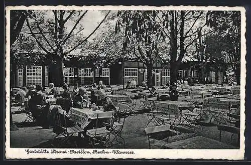 AK Berlin-Wannsee, Gaststätte Strand-Pavillon mit Besuchern