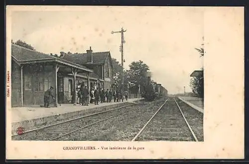 AK Grandvilliers, Vue intérieure de la gare, Innenansicht des Bahnhofs