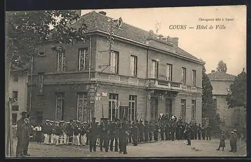 AK Cours, Hôtel de Ville