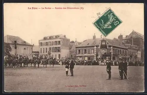 AK La Fère, La Revie - Remise des Décorations