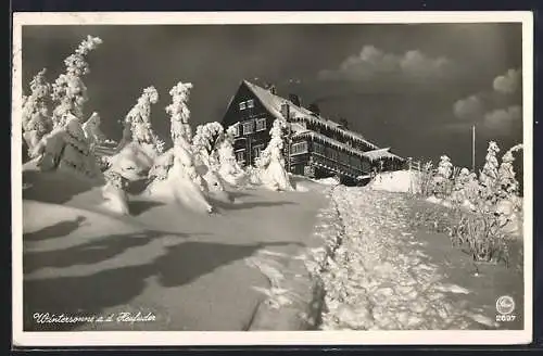 AK Heufuderbaude, Berghütte bei Bad Flinsberg i. Isergebirge im Schnee