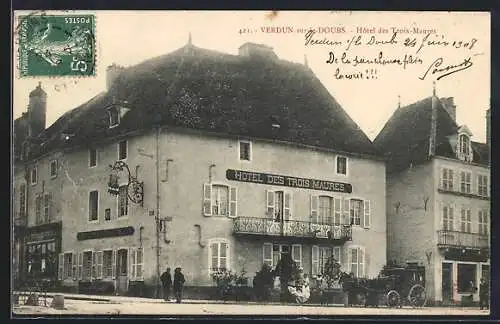 AK Verdun-sur-le-Doubs, Hôtel des Trois-Maures