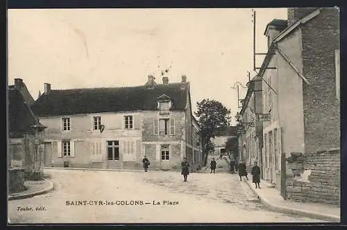 AK Saint-Cyr-les-Colons, La Place, Kinder auf der Strasse