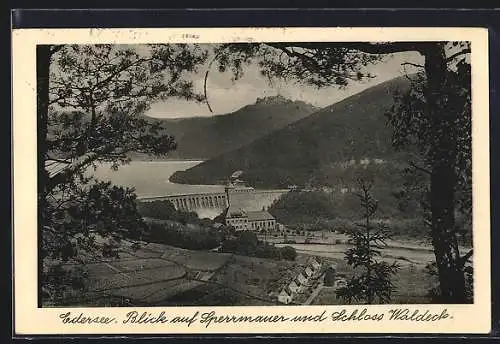 AK Edersee, Blick auf Sperrmauer und Schloss Waldeck