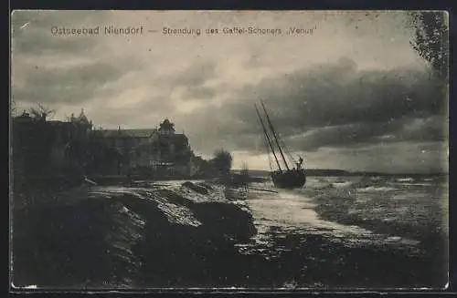 AK Niendorf / Ostseebad, Strandung des Gaffel-Schoners Venus