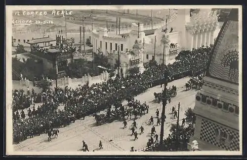 AK Genova, Il Corteo Reale