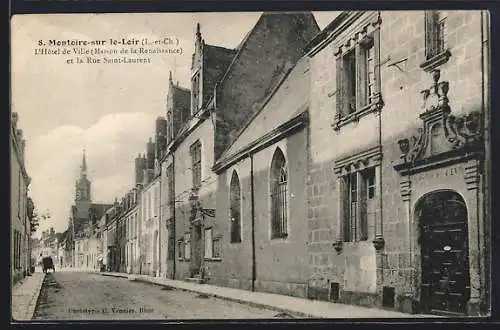 AK Montoire-sur-le-Loir, L`Hôtel de Ville et la Rue Saint-Laurent