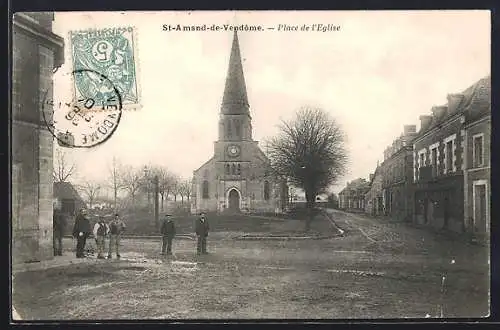 AK St-Amand-de-Vendôme, Place de l`Église avec église et passants