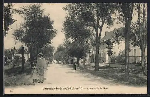 AK Ouzouer-le-Marché, Avenue de la Gare