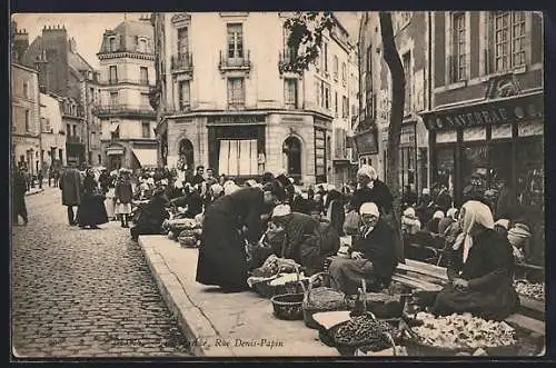 AK Blois, Marché animé rue Denis-Papin