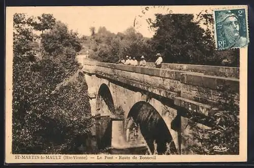 AK Saint-Martin-le-Mault, Le Pont, Route de Bonneuil