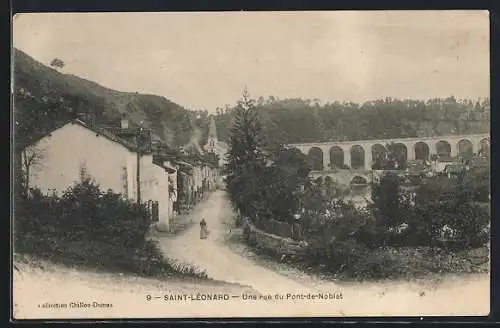 AK Saint-Léonard, Une rue du Pont-de-Noblat