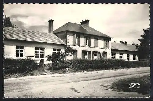 AK Saint-Léger-Magnazeix, Maison d`École