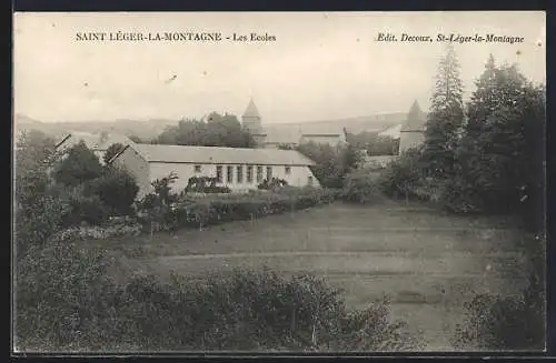 AK Saint-Léger-la-Montagne, Les Écoles