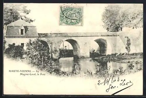 AK Magnac-Laval, le Pont sur la rivière en Haute-Vienne