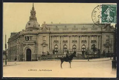 AK Limoges, La Préfecture avec un cavalier devant le bâtiment majestueux