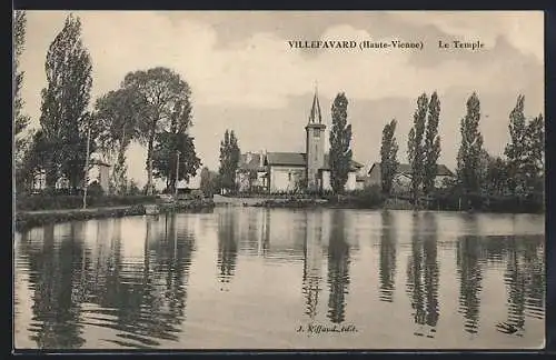 AK Villefavard, Le Temple et son reflet sur le lac