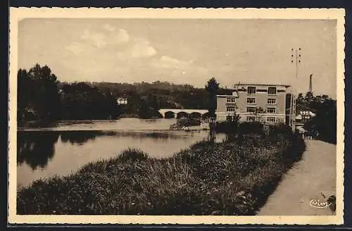 AK Saint-Victurnien, L`Usine Électrique et le pont sur la rivière