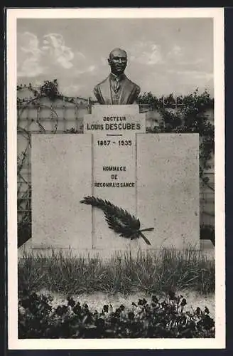 AK Saint-Laurent-sur-Gorre, Monument du Docteur Louis Descubes (1887-1935)