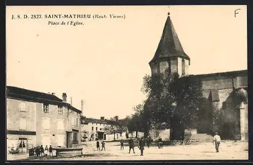 AK Saint-Mathieu, Place de l`Église