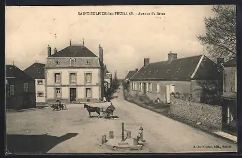 AK Saint-Sulpice-les-Feuilles, Avenue Fallières avec calèche et fontaine