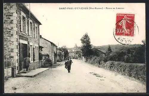 AK Saint-Paul-d`Eyjeaux, Route de Limoges avec passants et maisons rurales