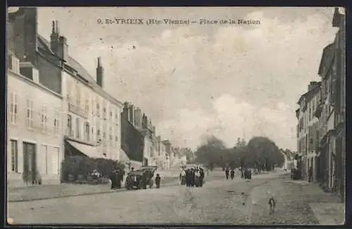 AK St-Yrieix, Place de la Nation animée avec passants et voitures