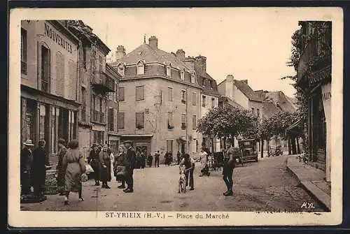 AK Saint-Yrieix, Place du Marché animée avec passants et véhicules