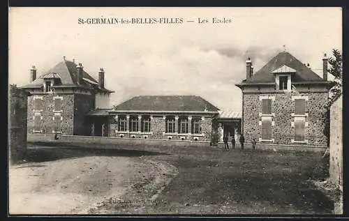 AK St-Germain-les-Belles-Filles, Les Écoles