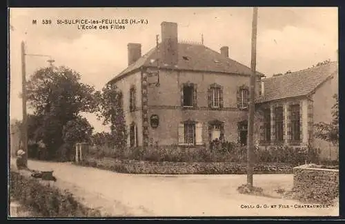 AK St-Sulpice-les-Feuilles, L`école des Filles