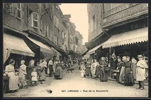 AK Limoges, Rue de la Boucherie animée avec habitants et boutiques