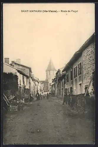 AK Saint-Mathieu, Route de Piégut et vie quotidienne au village