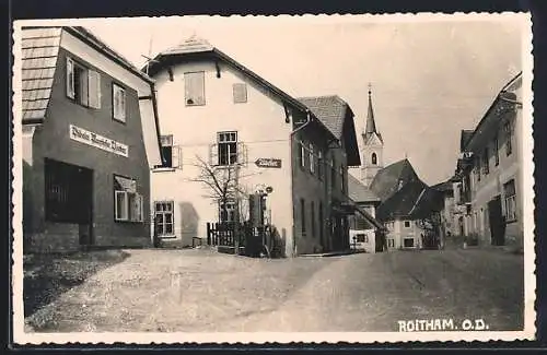 AK Roitham /O. D., Strassenpartie mit Bäckerei