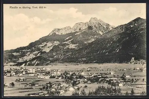 AK Reutte /Tirol, Gesamtansicht mit Säuling