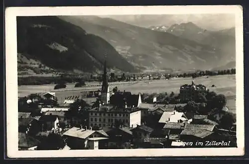 AK Fügen im Zillertal, Ortsansicht von einer Anhöhe aus