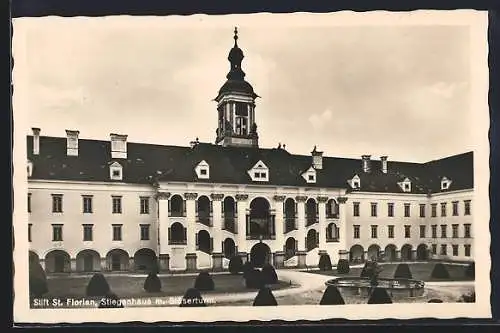 AK St. Florian, Stift-Stiegenhaus m. Bläserturm