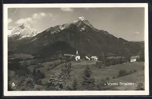 AK Vorderstoder, Blick zum Burgdorf mit dem Gebirge