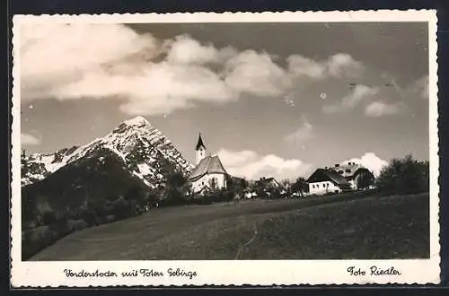 AK Vorderstoder, Ortsansicht mit Toten Gebirge