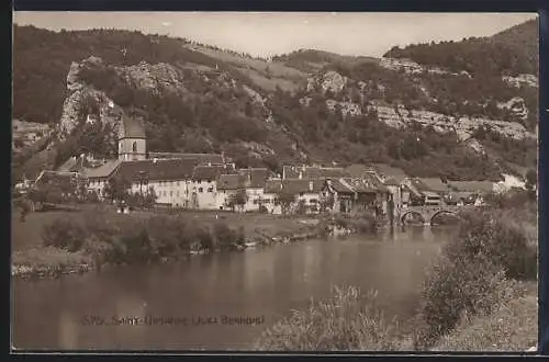 AK Saint-Ursanne /Jura Bernois, Ortsansicht im Sonnenschein