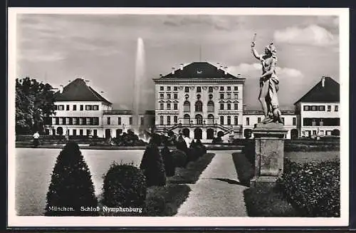 AK München, Schloss Nymphenburg mit Parkanlage