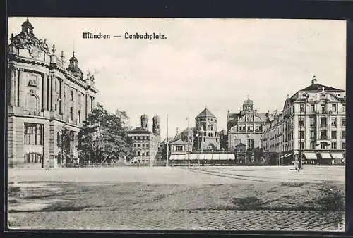 AK München, Lenbachplatz mit Blick zur Kirche