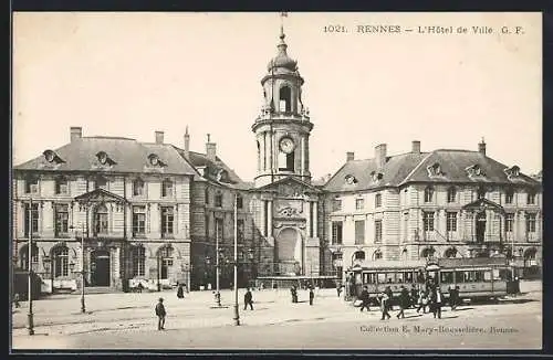 AK Rennes, L'Hotel-de-Ville, Strassenbahn