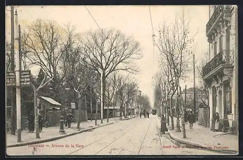 AK Perpignan, Avenue de la Gare, Strassenbahn