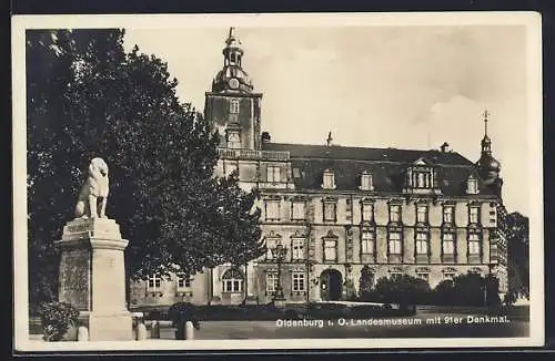 AK Oldenburg / O., Landesmuseum mit 91er Denkmal