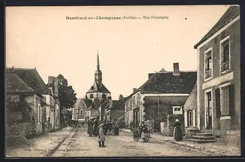 AK Domfront-en-Champagne, Rue Principale avec église et villageois