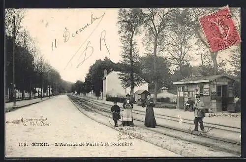 AK Rueil, L`Avenue de Paris a la Jonchere