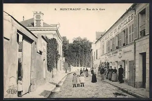 AK Montmagny, Rue de la Gare, Strassenpartie